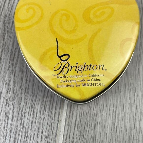 Brighton Metal Tin Yellow Locket  Designed Trinket Jewelry Gift Box - Picture 3 of 4